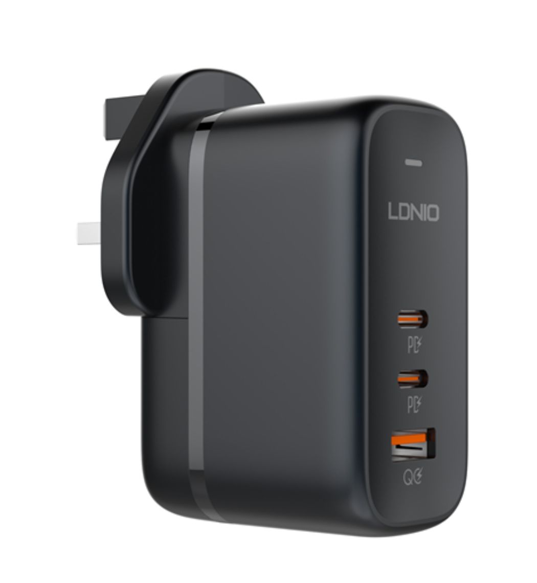 : Close-up of the LDNIO Q366 65W GaN Super Fast Charger (black) showcasing its 3 USB ports (1A+2C).